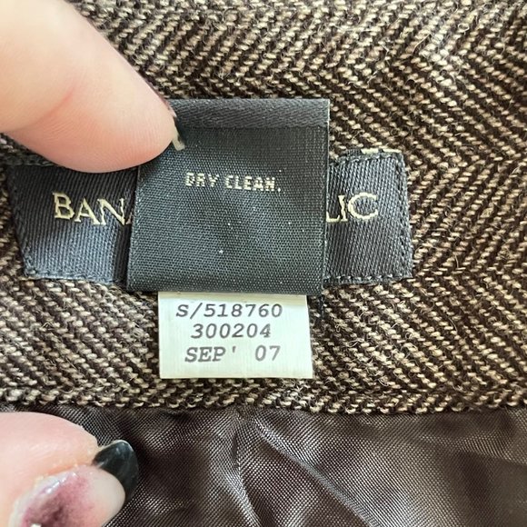 Banana Republic Brown Wool Blend Herringbone Knee Length Pleated Skirt Size 10 - Picture 4 of 5